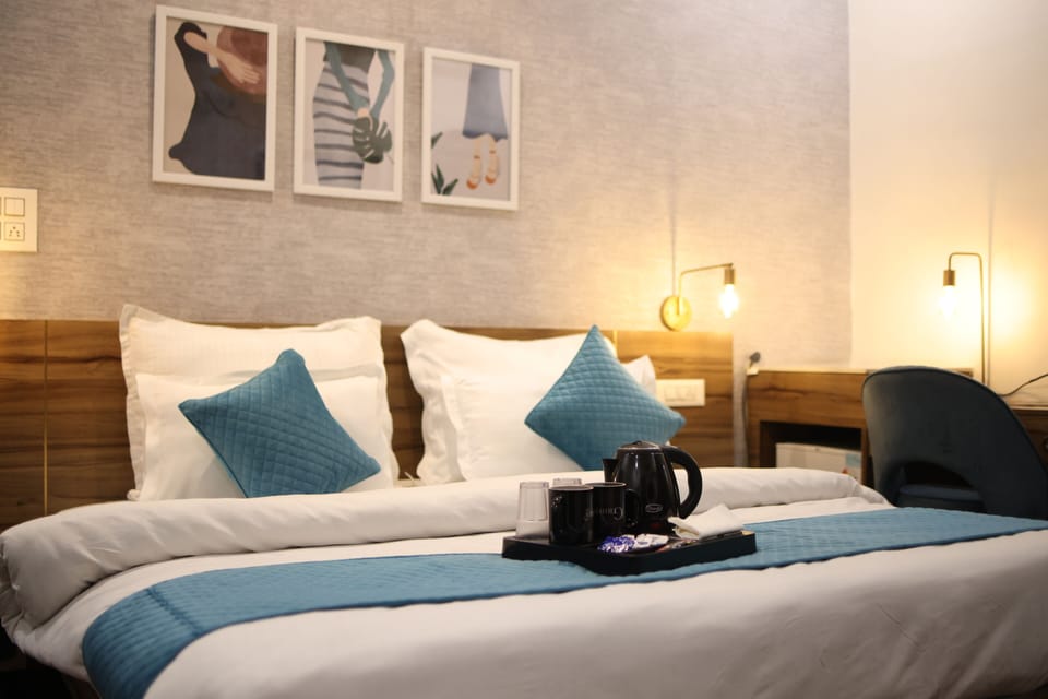 Superior Room, Refrigerator | Egyptian cotton sheets, premium bedding, down comforters