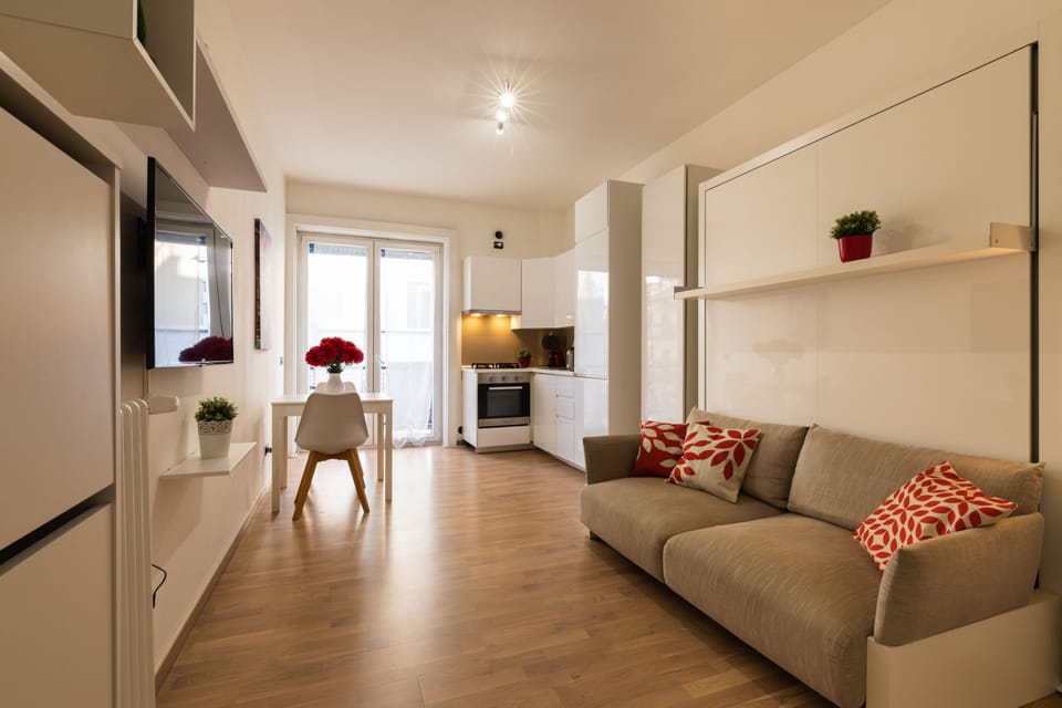 Deluxe Studio | Iron/ironing board, free WiFi, bed sheets