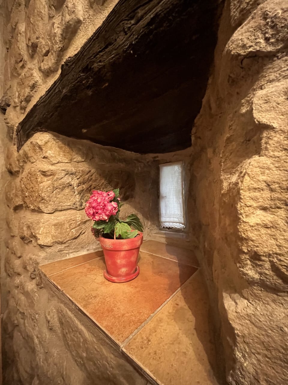 House | Bathroom | Shower, free toiletries, hair dryer, towels