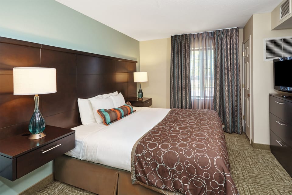 In-room safe, desk, iron/ironing board, free cribs/infant beds