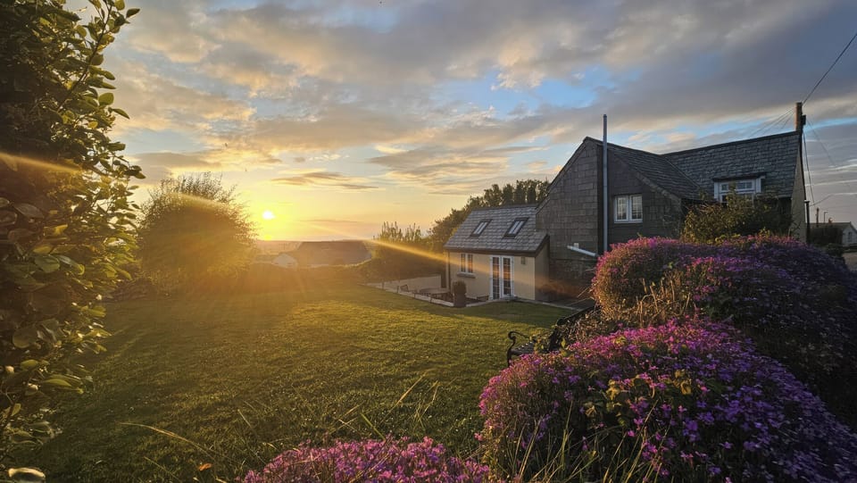 Cottage | Property grounds