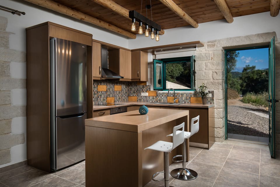 Deluxe Villa, 2 Bedrooms, Mountain View, Mountainside | Private kitchen | Full-size fridge, microwave, oven, dishwasher
