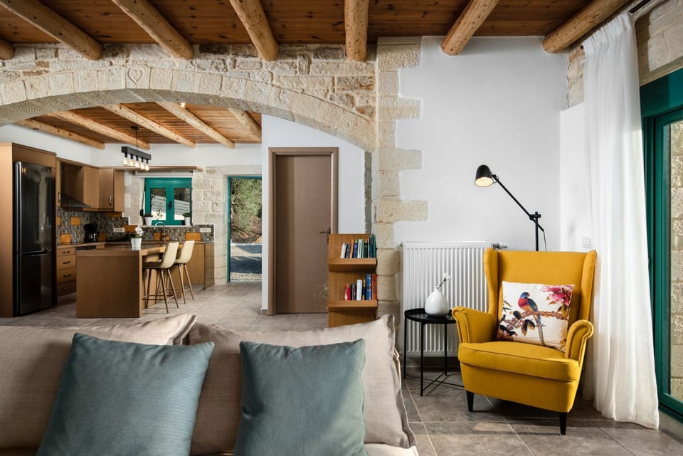 Deluxe Villa, 2 Bedrooms, Mountain View, Mountainside | Interior