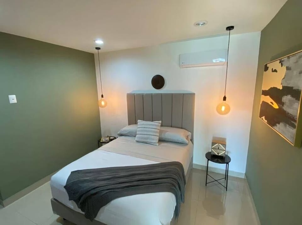 Comfort Condo | 2 bedrooms, free WiFi, bed sheets