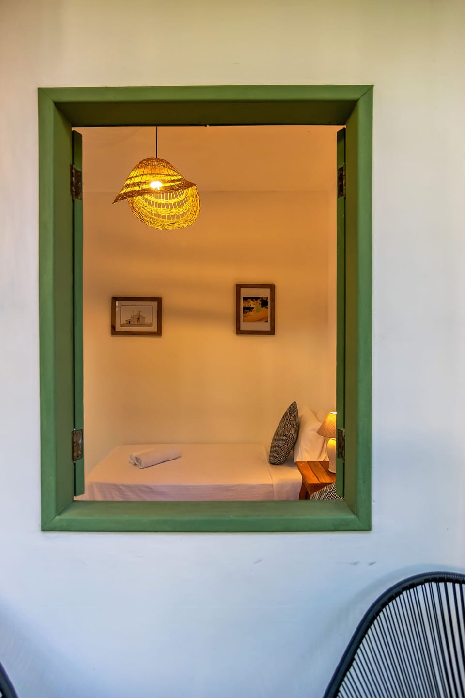 Minibar, iron/ironing board, free WiFi, bed sheets