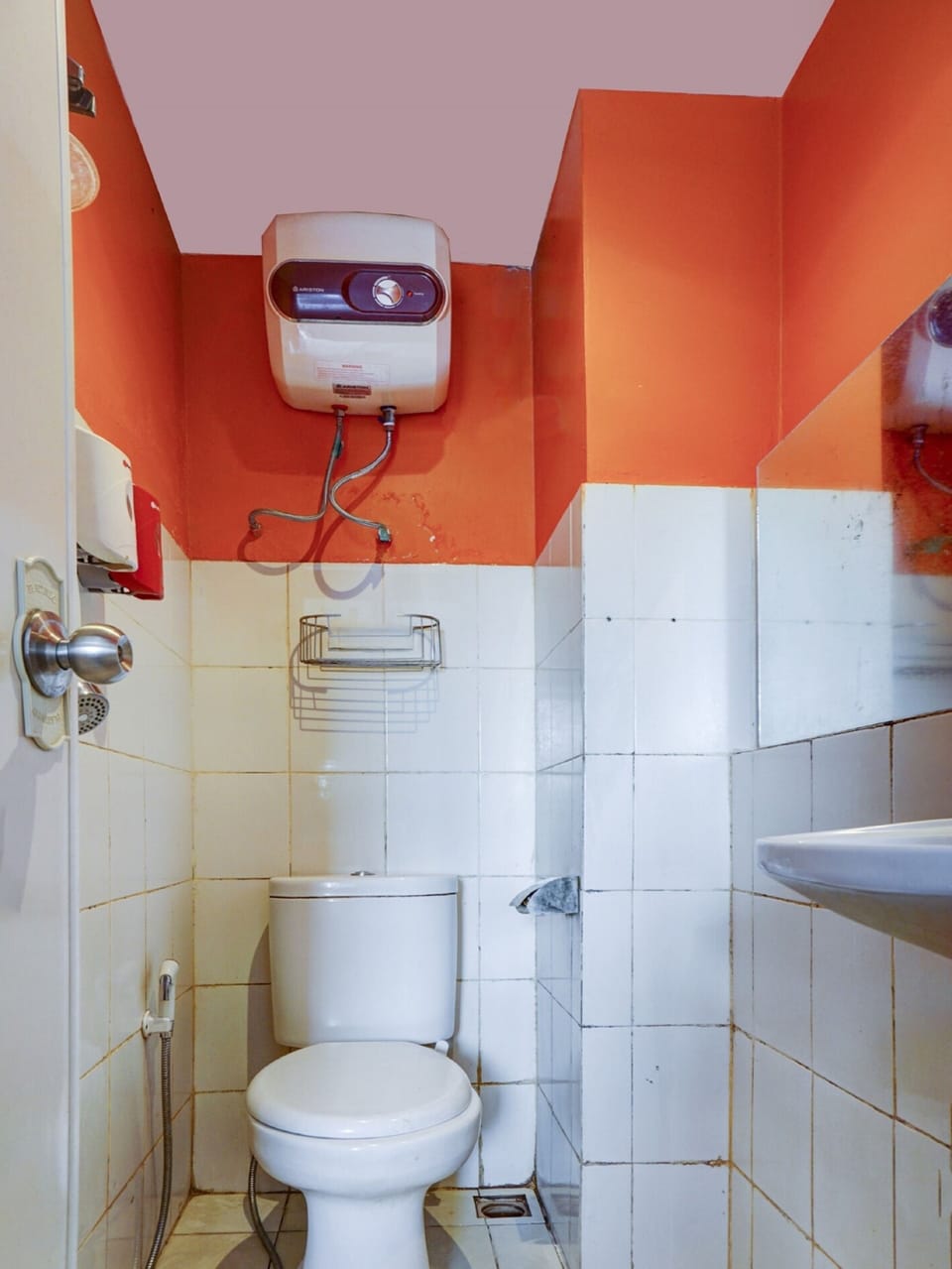 Deluxe Double Room | Bathroom | Shower, towels, toilet paper