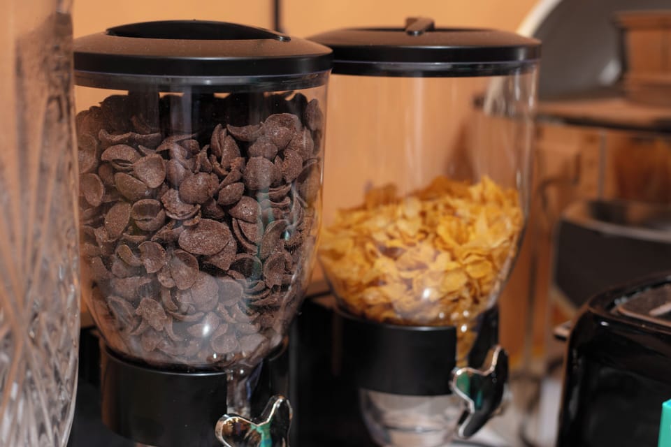 Daily full breakfast for a fee