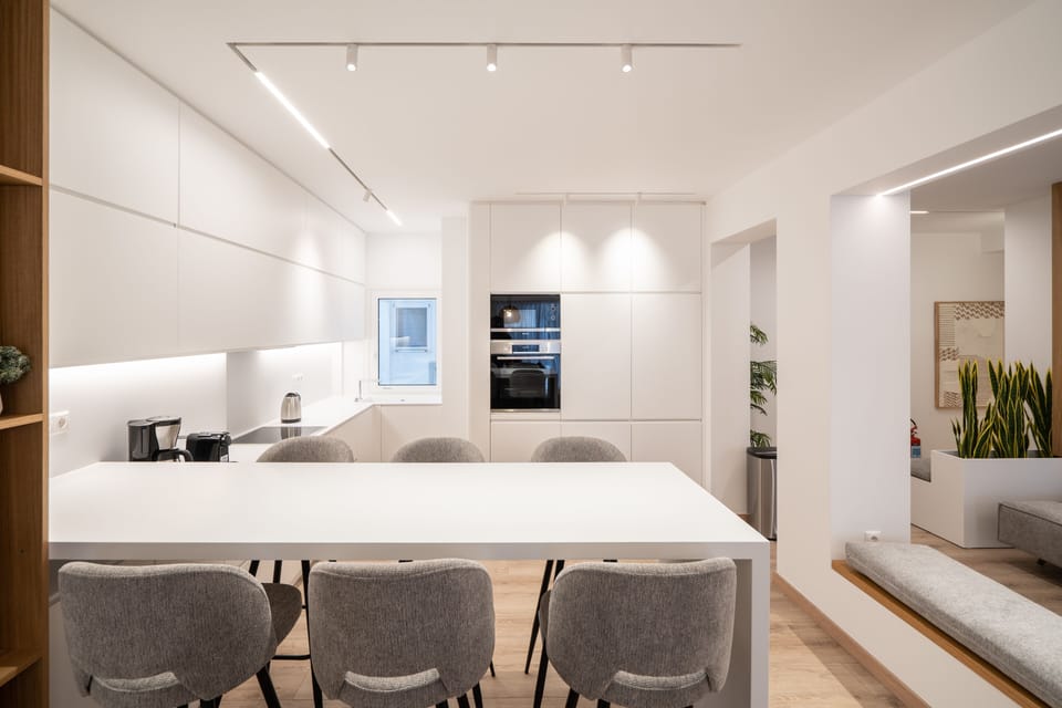 Luxury Apartment | Private kitchen | Full-size fridge, microwave, oven, stovetop