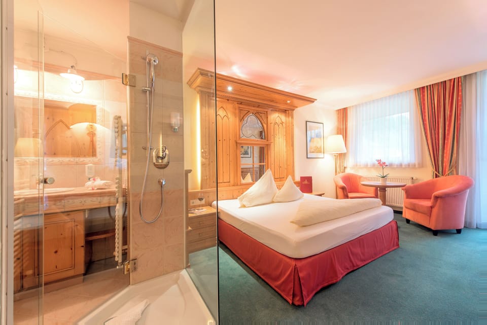 Classic Single Room | Premium bedding, minibar, in-room safe, desk