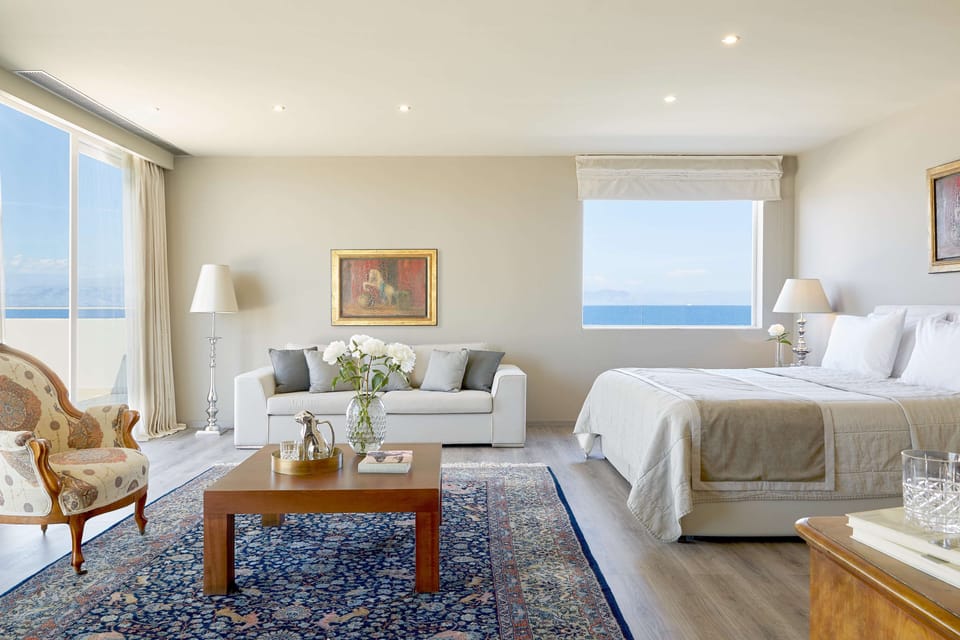 In-room safe, free WiFi, bed sheets