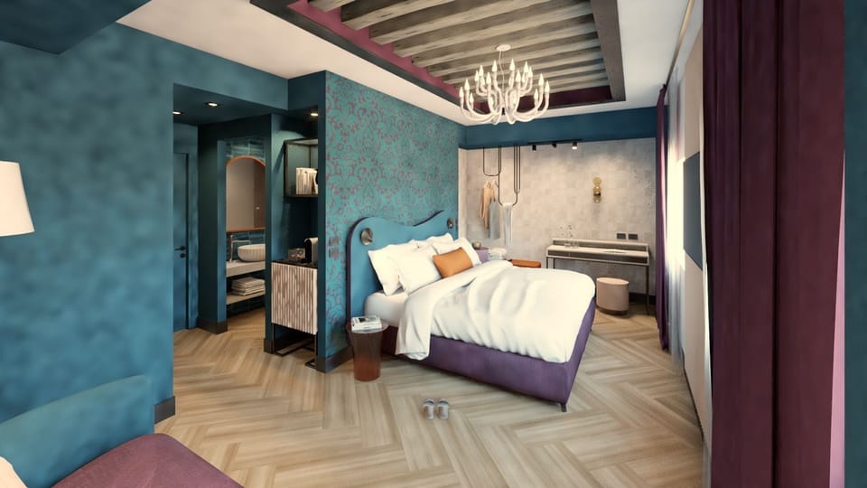 Junior Suite | Down comforters, in-room safe, desk, soundproofing