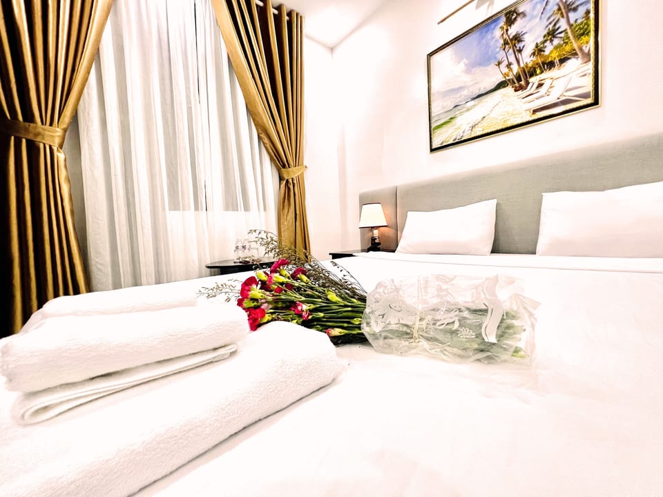 Minibar, individually furnished, desk, free WiFi