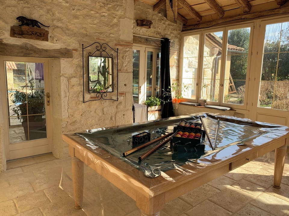 Le Bois de Montpouillan Bed and Breakfast in Nouvelle-Aquitaine