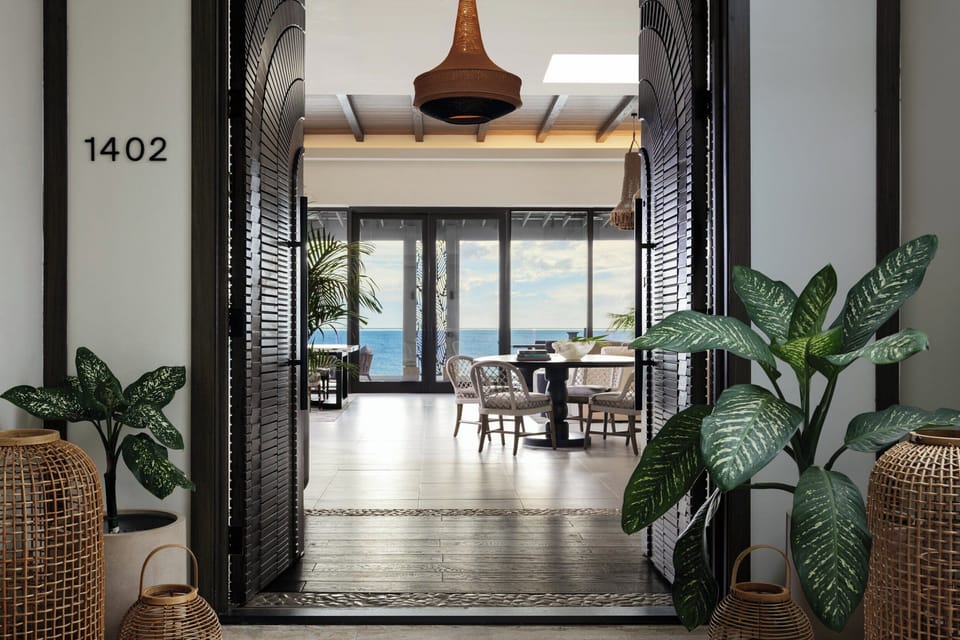 Penthouse, 2 Bedrooms, Beachfront | Frette Italian sheets, premium bedding, memory foam beds, in-room safe