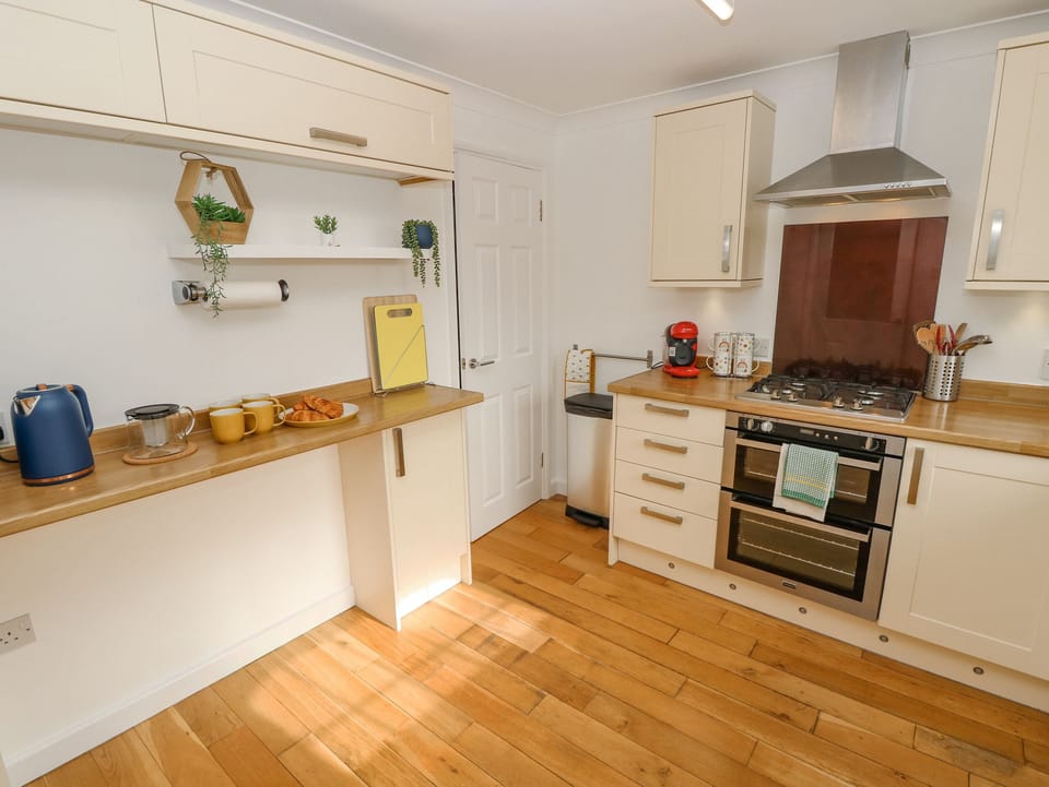 Fridge, dishwasher, electric kettle, toaster