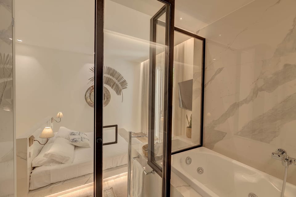Junior Double Room | Private spa tub