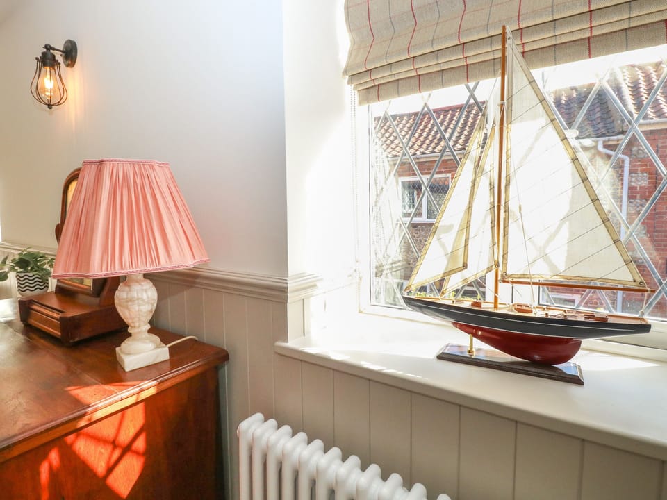 Cottage | Interior