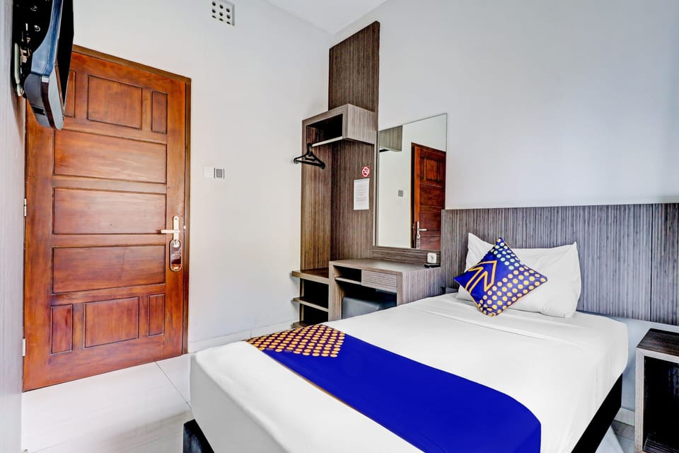 Standard Single Room | Bed sheets
