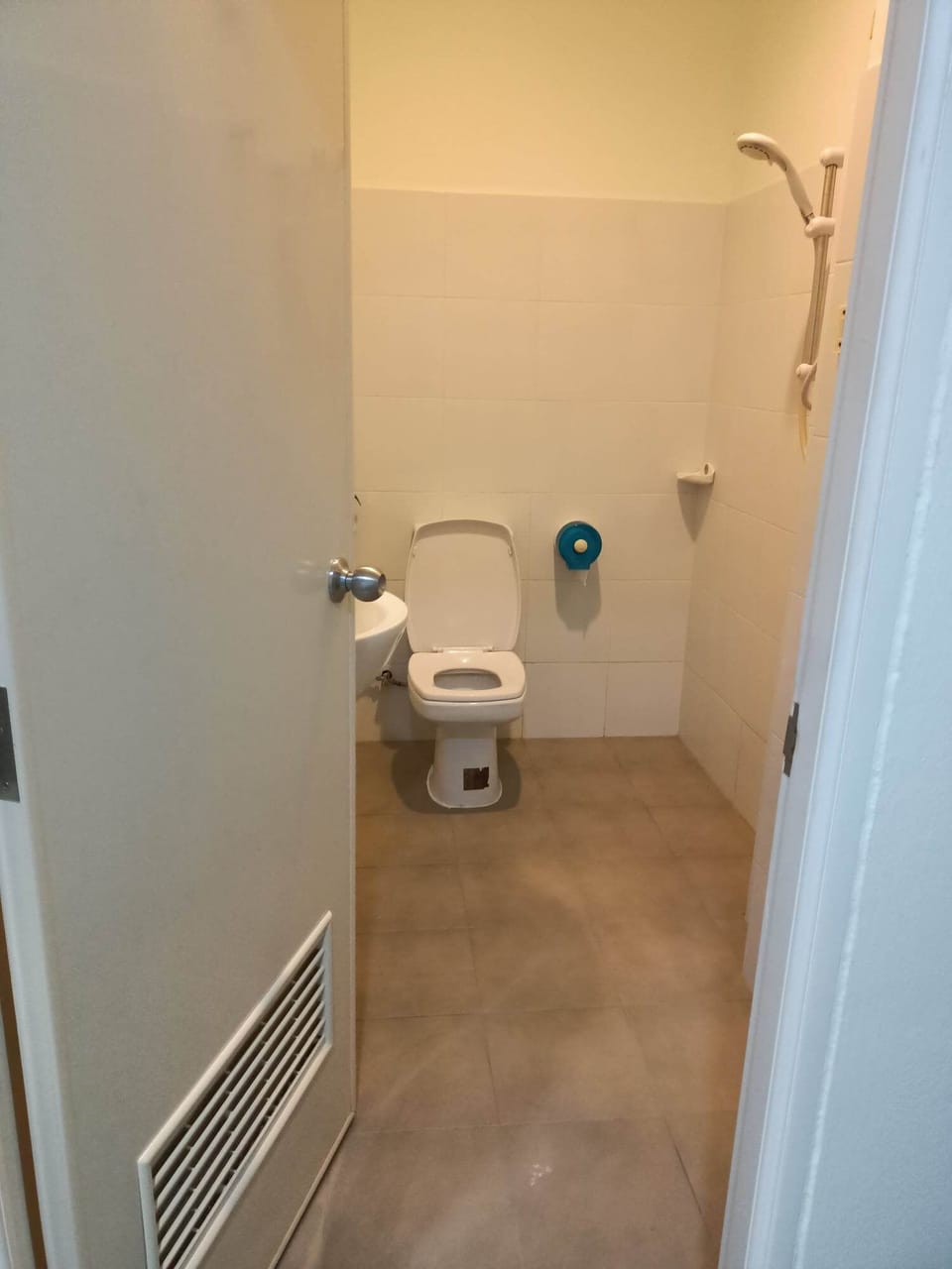 Superior Room, 1 Double Bed | Bathroom | Bidet, towels