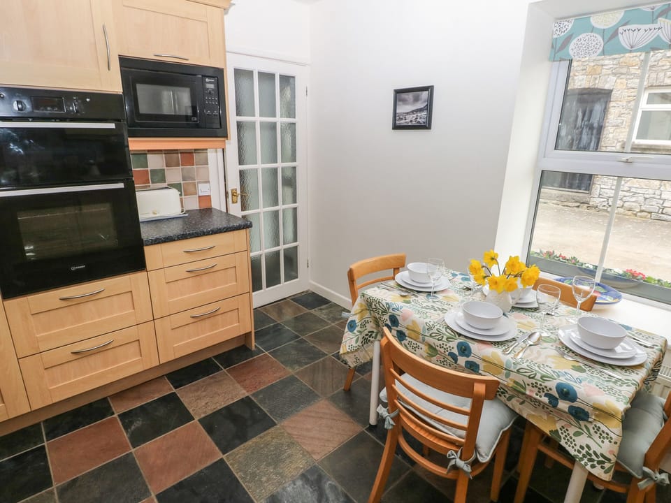 Fridge, dishwasher, electric kettle, toaster