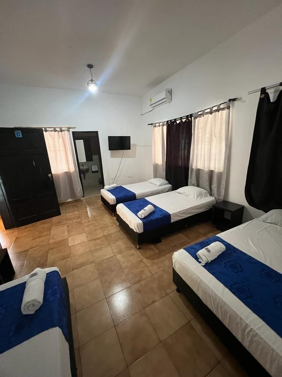 Family Room | Free WiFi