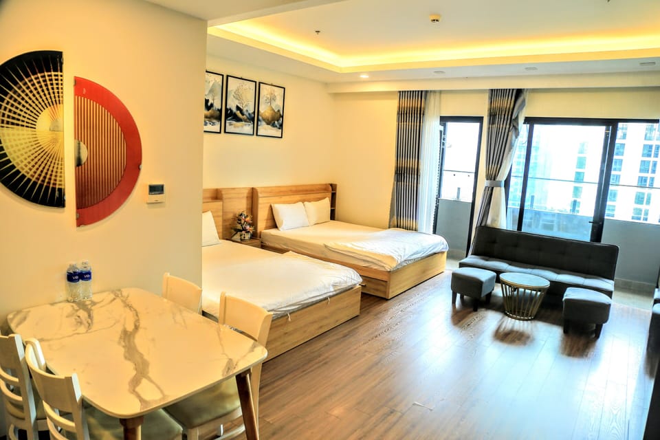 Family Apartment | Soundproofing, iron/ironing board, WiFi (free), bed sheets