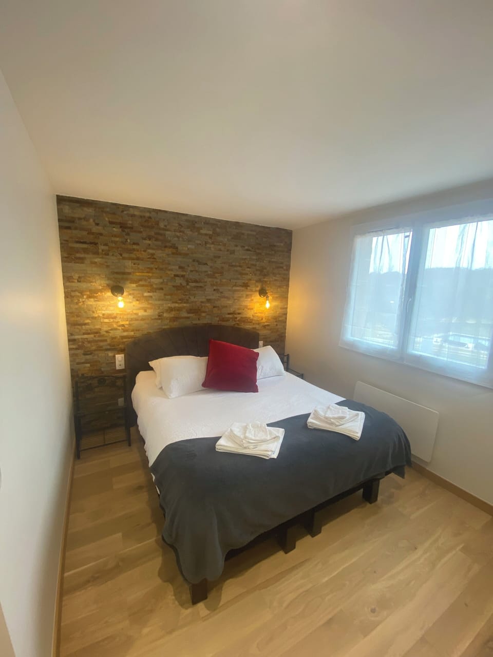 Comfort Double Room | Premium bedding, free WiFi, bed sheets
