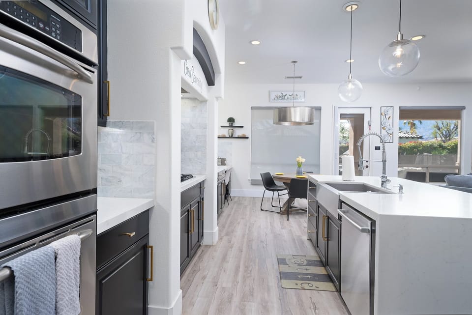 House | Private kitchen | Full-size fridge, microwave, oven, stovetop