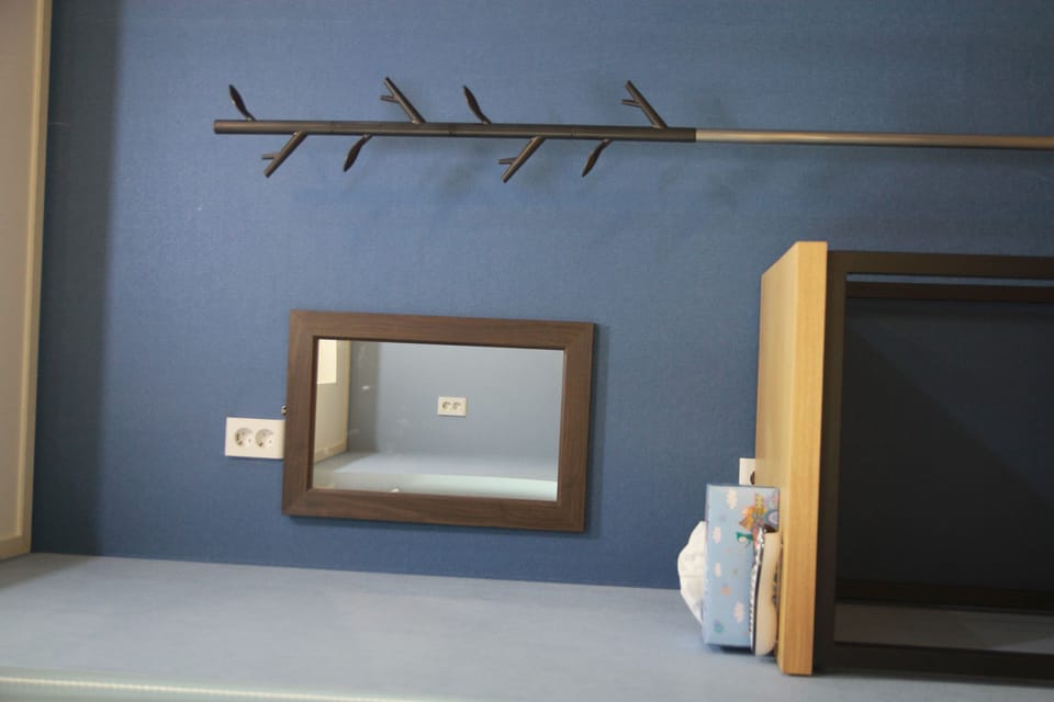 Iron/ironing board, free WiFi