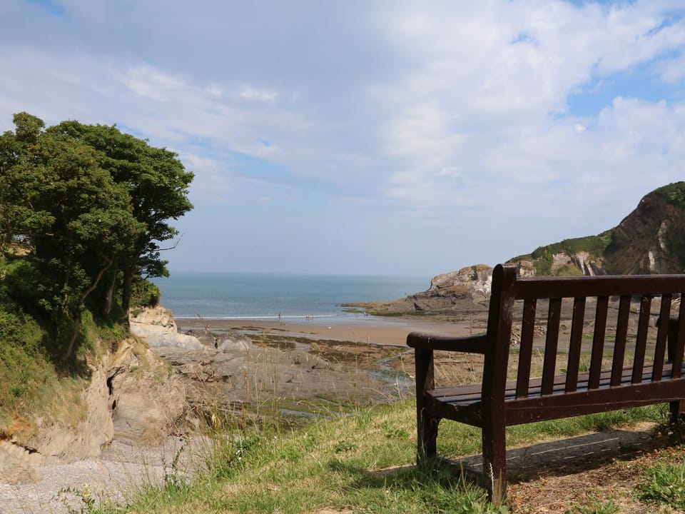 7 Manleigh Park Cottage in North Devon District
