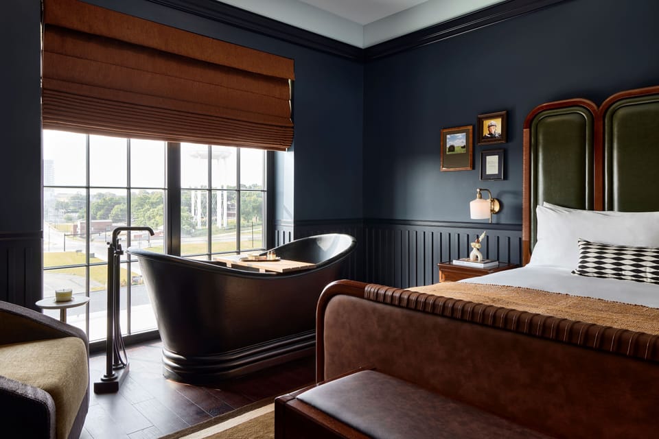 Penthouse (The Penthouse Suite) | Premium bedding, down comforters, pillowtop beds, minibar