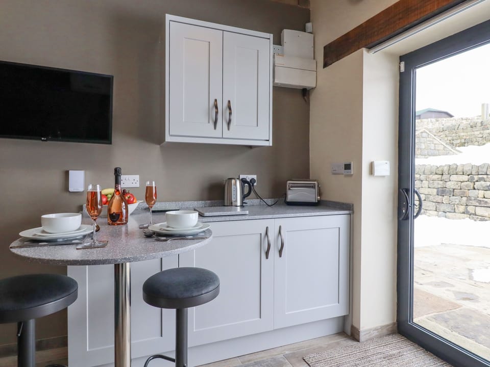 Fridge, dishwasher, electric kettle, toaster