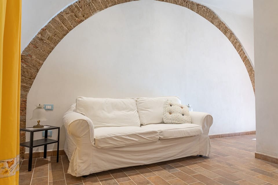 Condo | Living room | 32-inch LCD TV with satellite channels, TV