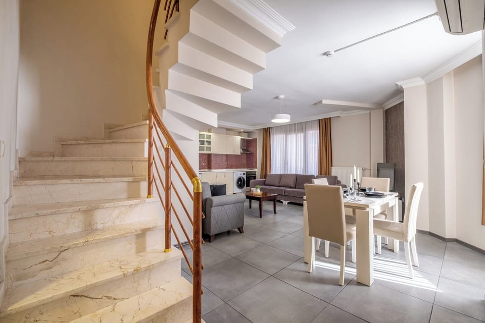 Family Suite | Premium bedding, memory foam beds, minibar, in-room safe