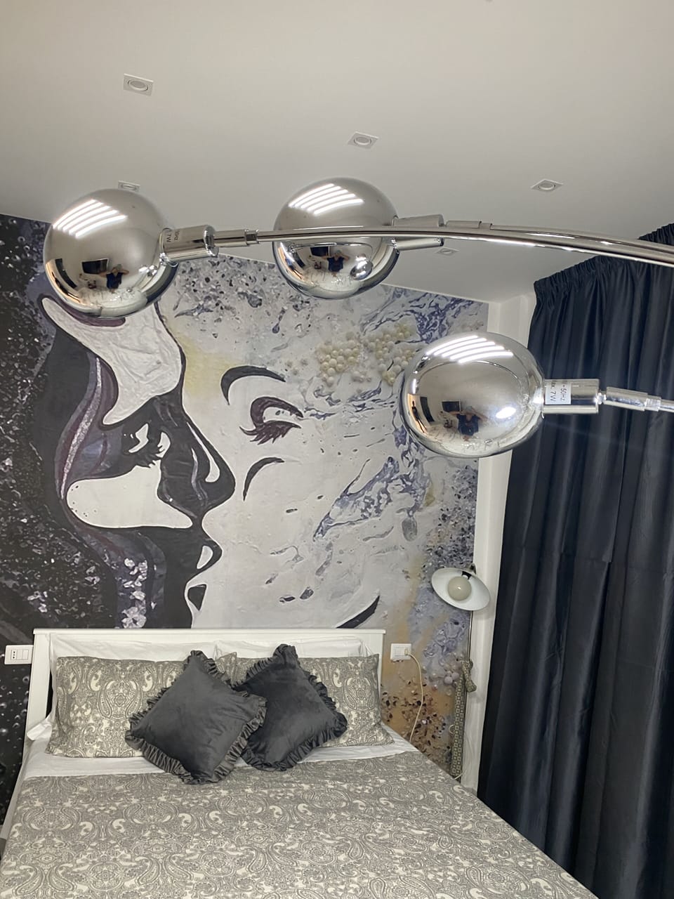 Standard Room | Blackout drapes, free WiFi, bed sheets