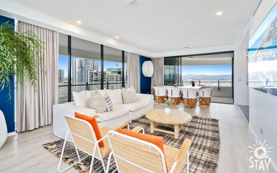 Apartment, 3 Bedrooms, Ocean View | Living area | 23-inch flat-screen TV with cable channels, TV