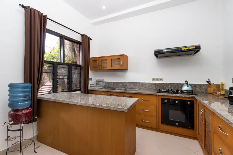 Romantic Villa, 2 Bedrooms, Private Pool, Garden View | Private kitchen | Full-size fridge, oven, stovetop, cookware/dishes/utensils