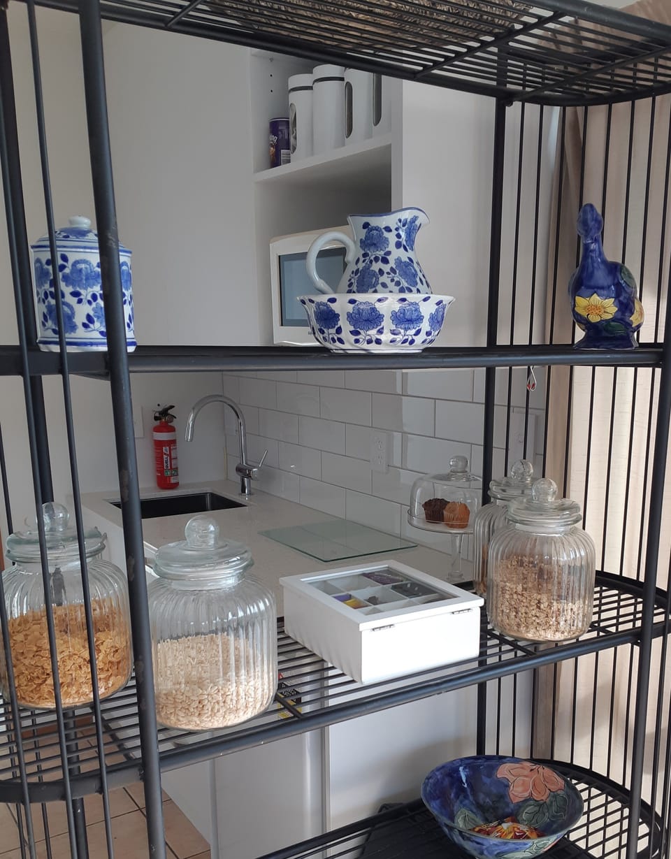 The Pool Studio | Private kitchen | Coffee/tea maker, fridge, microwave, electric kettle