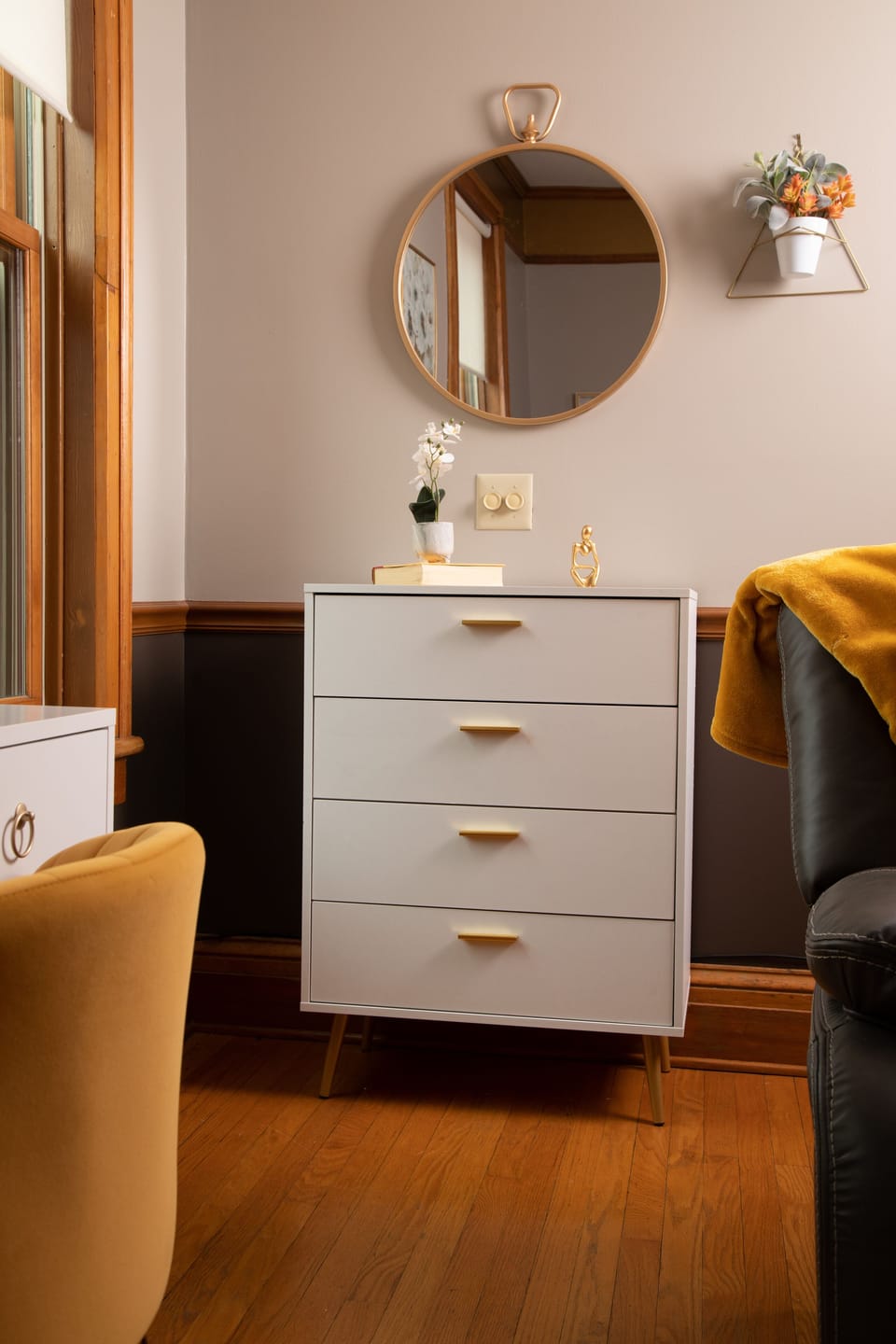 Classic Single Room | Premium bedding, individually decorated, iron/ironing board, free WiFi