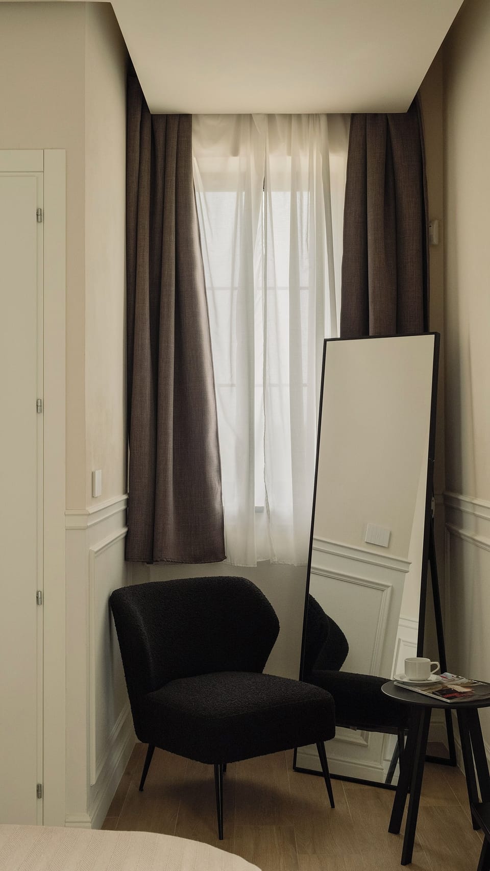 Junior Studio Suite | Minibar, soundproofing, WiFi (free), bed sheets