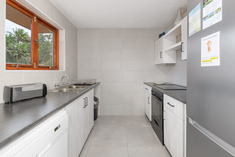 Classic Villa | Private kitchen | Electric kettle