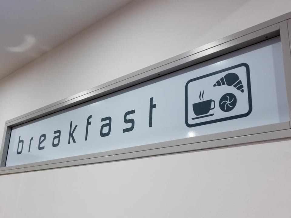 Daily buffet breakfast for a fee