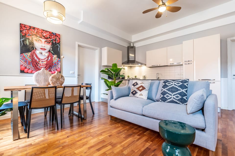 Apartment | Living area | Flat-screen TV