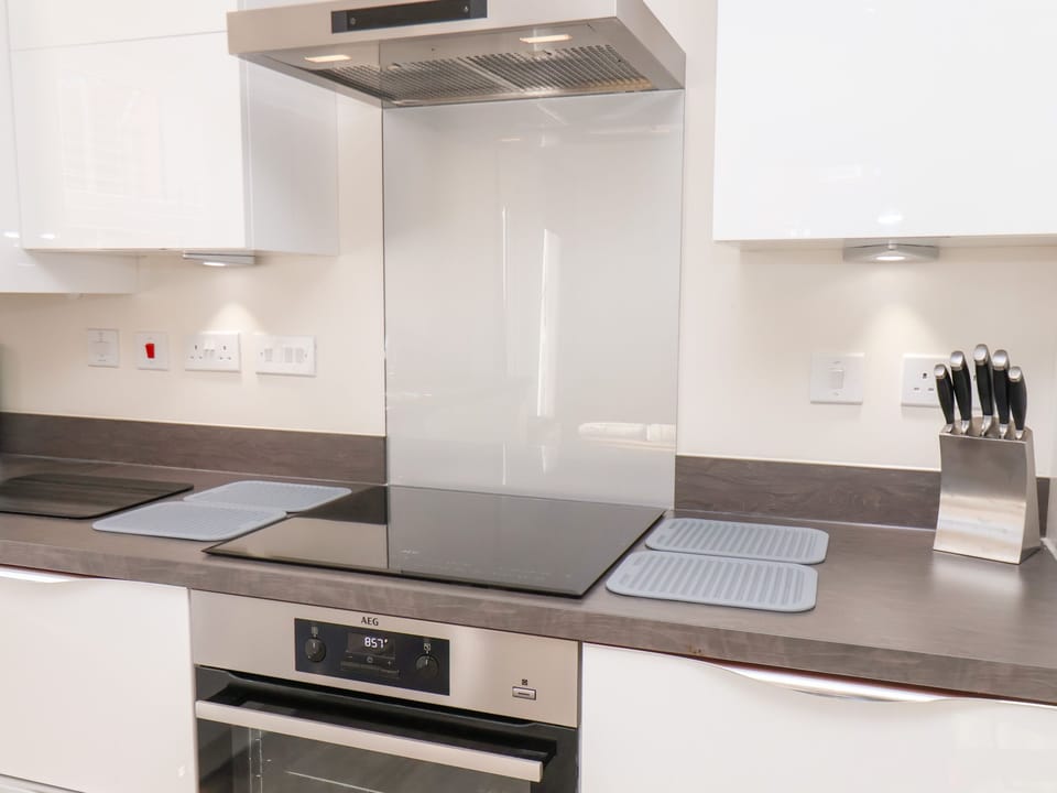 Fridge, dishwasher, electric kettle, toaster