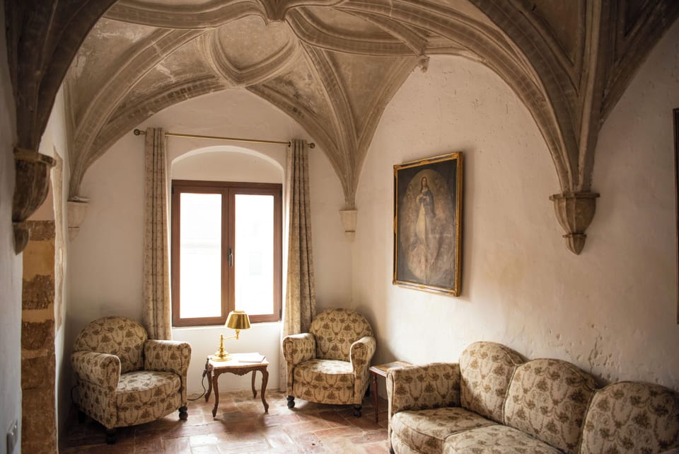 Hotel Castillo-Palacio de Bulbuente Castle / Palace in Aragon