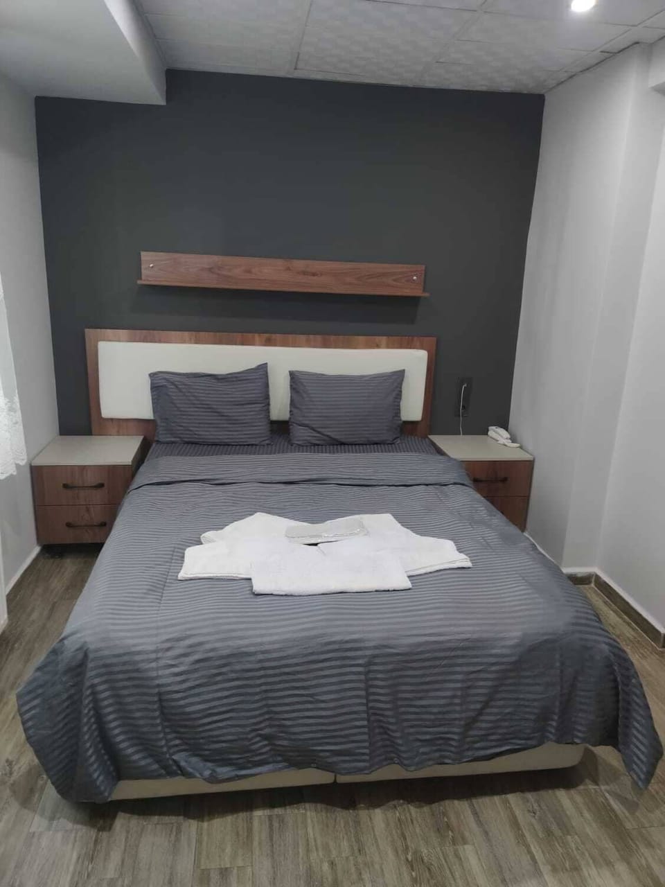Basic Double Room | Desk, WiFi (free), bed sheets