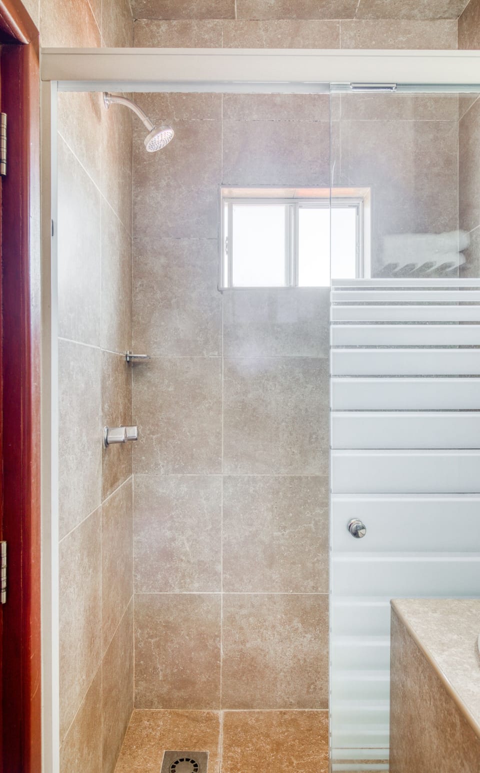 Standard Quadruple Room, 2 Double Beds | Bathroom shower