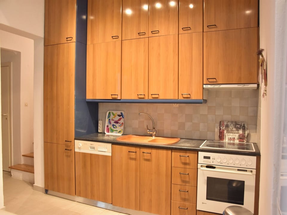 Villa, 4 Bedrooms, Balcony, Garden View | Interior