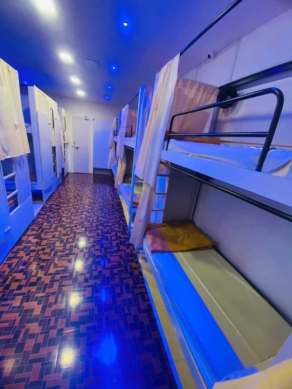 Shared Dormitory | Soundproofing, free WiFi
