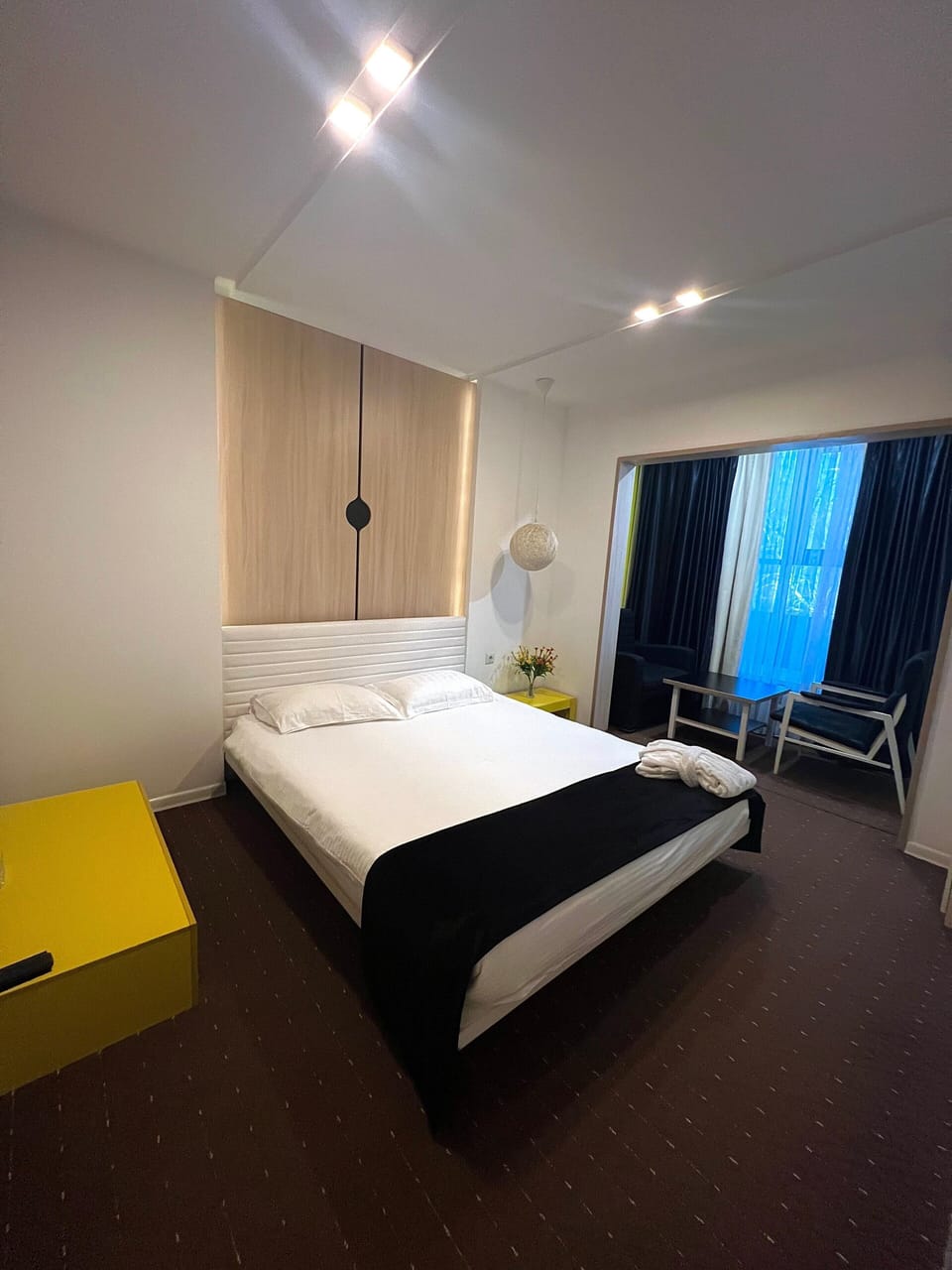 Deluxe Double or Twin Room | Blackout drapes, iron/ironing board, free WiFi, bed sheets